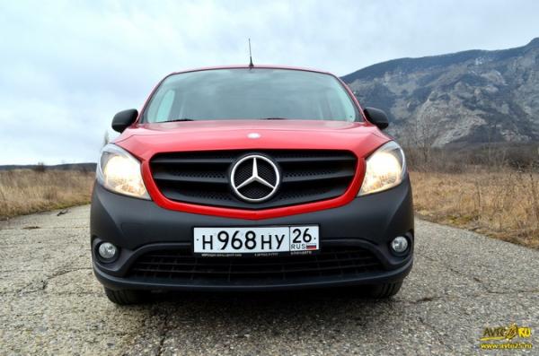 Совершенно новый фургон Mercedes-Benz Citan: тест-драйв